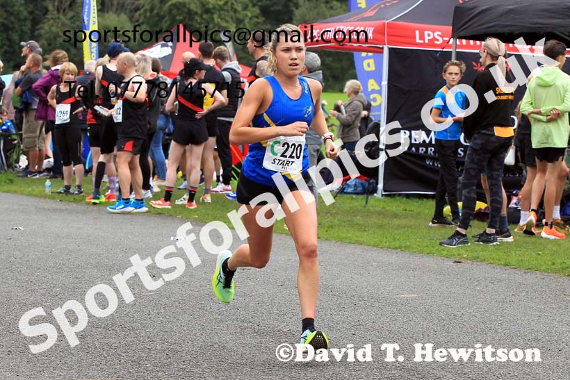Senior womens Northern 4 Stage Relay, 2023 Northern 6 and 4 Stage Relays and Youngsters, Birkenhead Park, Wirral.  Photo: David T. Hewitson/Sports for All Pics